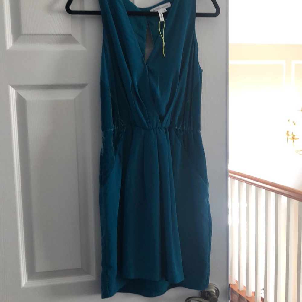NWT BCBG generation velvet / poly with pockets